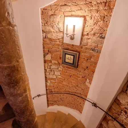Apartment 2-floor Traditional *
