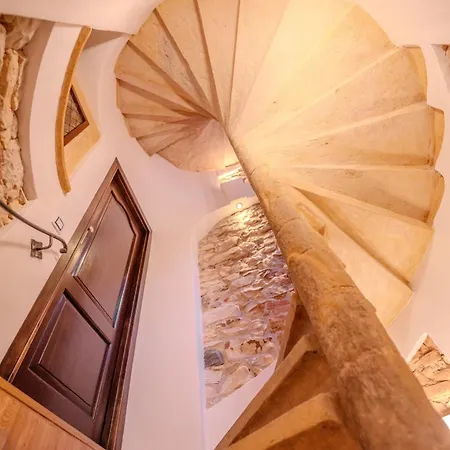 2-floor Traditional Prague